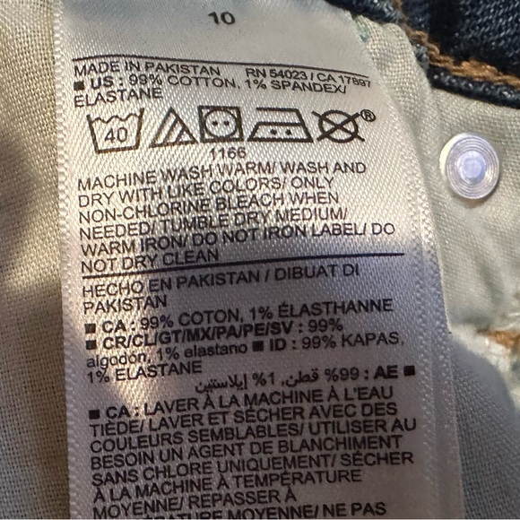 Old Navy High Rise Straight Jeans 10 - Picture 5 of 8